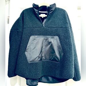 Tuckernuck Sport Black Fleece Pullover with Front Pocket